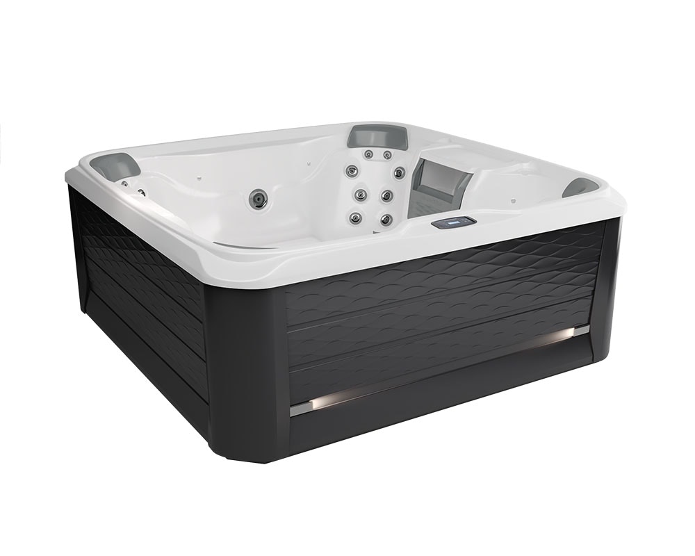 McKinley® – 680™ Series Hot Tub